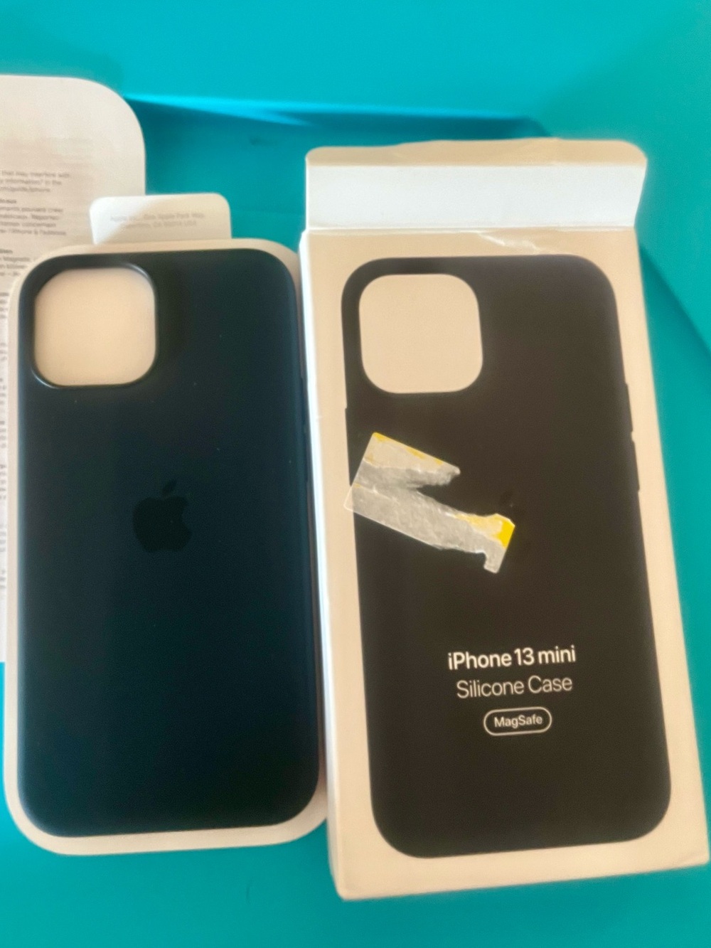 Apple iPhone 13 mini Silicone Case